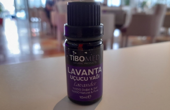 Vaj Esencial I Livandos Tibo 100% Natyral Redukton Stresin Dhe Ankthin, Lavender Per Ankth, Vajrat Esenciale Per Trajtimin E Ankthit,   Vaj Per Djegie, Vajrat Esenciale Per Migrenen, Vaji Rigjenerues Per Lekure, Vajrat Kunder Plakjes Nga Produkte Natyrale